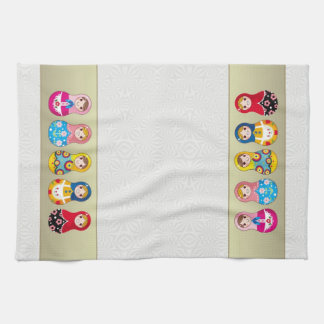 Serviette colorée de poupée de Matrioshka de Russe