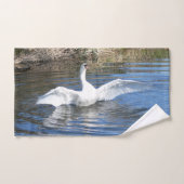 Serviette de bain avec cygne aux ailes déployées (Serviette à main)
