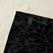 Serviette De Bain En Damas Florales Noir Et Violet (En situation)