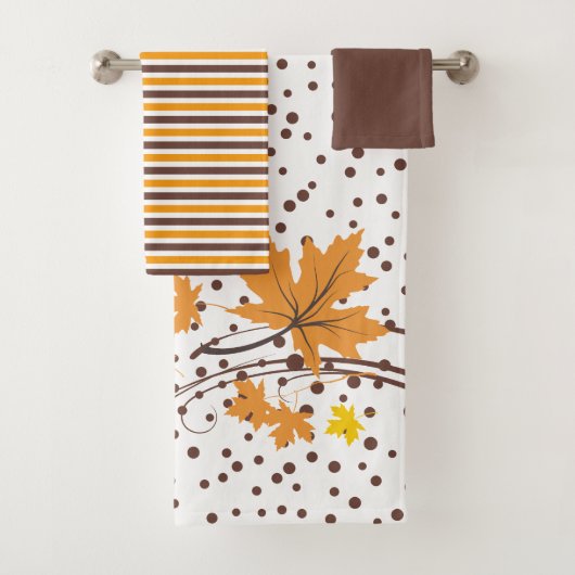 Serviette de bain feuille en érable orange, brun (En situation)