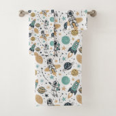 Serviette de bain garçon fusée pastel avec planète (En situation)