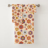 Serviette de bain groovy 70s ambiance boho éclecti (En situation)