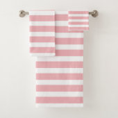 Serviette de bain moderne rose et blanc (En situation)