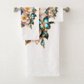 Serviette de bain Papillon Floral Bleu | Fleur Élé (En situation)