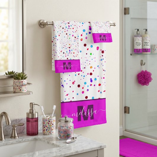 Serviette de bain personnalisée avec des points co