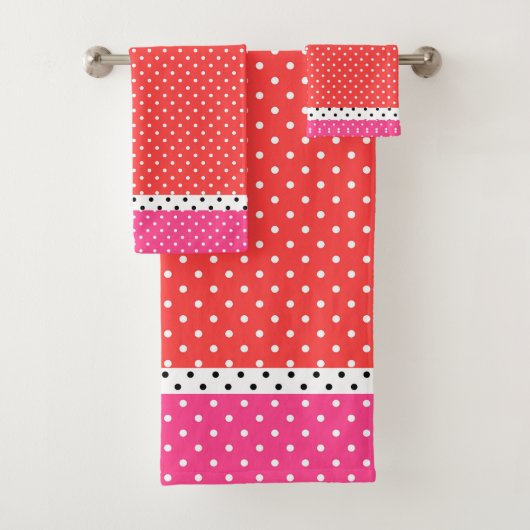 Serviette de bain Pois rose rouge (En situation)