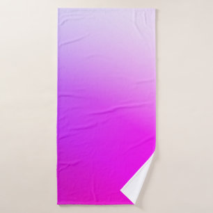 Serviette de bain rose chaud