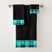 Serviette de bain turquoise plaid et flèches (En situation)