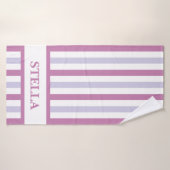 Serviette de bain violet en bande avec nom personn (Serviette de bain)