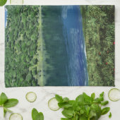 Serviette de cuisine à côté de Deep Waters (Plié)