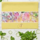 Serviette de cuisine à monogramme floral pastel (Plié)