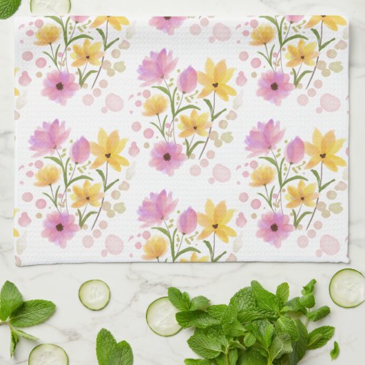 Serviette de cuisine aux fleurs (Plié)