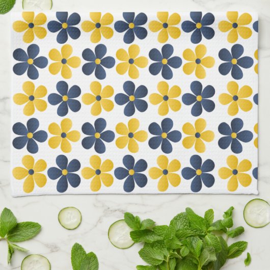 Serviette de cuisine aux fleurs (Plié)