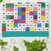 Serviette de cuisine avec la conception de mois de (Plié)