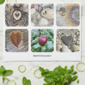 Serviette de cuisine avec une douzaine de coeurs (Plié)