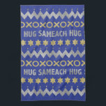 Serviette de cuisine "Hanoukka Hug Sameach"<br><div class="desc">Serviette de cuisine "Hanoukka Hug Sameach" Serviette de platsQuel cadeau amusant et merveilleux pour Hanoukka cette année! Merci d'être passé faire du shopping. Très apprécié ! Joyeux Chanukah/Hanoukka !Modèle: Serviette de cuisine 16" x 24" Éclaircir toute cuisine avec un ensemble de serviettes de cuisine personnalisées.En coton sergé, ces linges de...</div>
