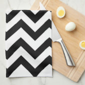 Serviette de cuisine noire et blanche de chevron (Quart Plié)