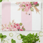 Serviette de cuisine rose de rayure de pivoine du (Plié)