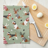 Serviette de cuisine verte Beagle de Noël (Quart Plié)