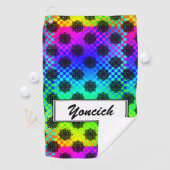 Serviette De Golf à damiers Wheels par Kenneth Yoncich (En situation)