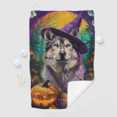 Serviette De Golf Alaskan Malamute Halloween sorcière et Citrouille (En situation)
