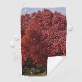 Serviette de golf Arbre Rouge (En situation)