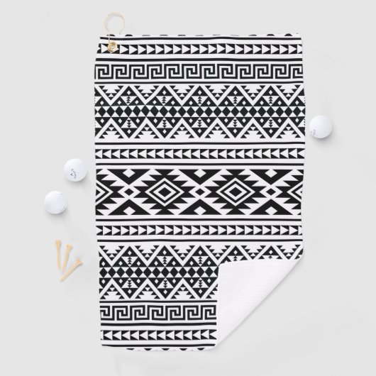 Serviette De Golf Aztec Boho, Motif tribal géométrique noir blanc (En situation)