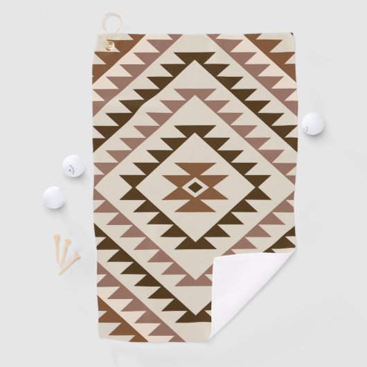 Serviette De Golf Aztec Diamond Motif Design Browns+Cream (En situation)
