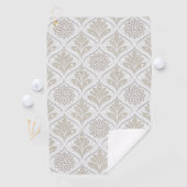 Serviette De Golf Beige & White Sparkling Quatrefoil Pattern (En situation)