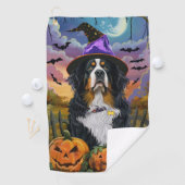 Serviette De Golf Bernard suisse d'Halloween ensorcelant Citrouille  (En situation)