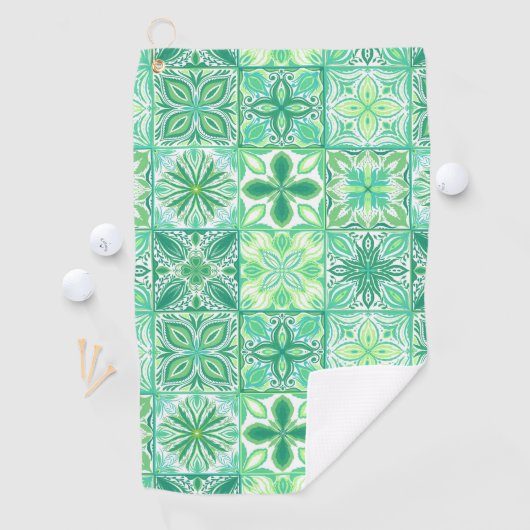 Serviette De Golf Carreaux décorés en vert et blanc (En situation)