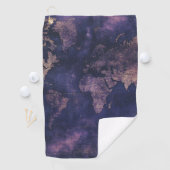 Serviette De Golf Carte du monde céleste violet Dark Academia (En situation)