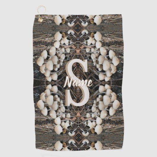 Serviette De Golf Champignons Sauvages avec Initiale de Nom en Monog (Devant)