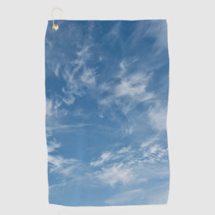Serviette De Golf Ciel bleu nuages blancs éparpillés Motif bleu