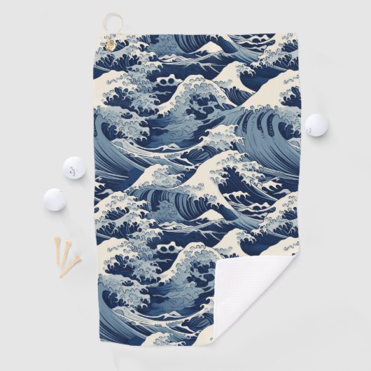 Serviette De Golf Crêtes éphémères : Les vagues d'Hokusai réimaginée (En situation)
