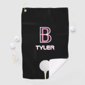 Serviette De Golf do-it-yourself nom & initial blanc & rose, balle d (En situation)