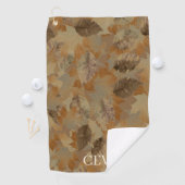 Serviette De Golf Feuilles Marron Tan Personnalisé Monogramme ou Nom (En situation)