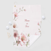Serviette de golf florale rose et blanche élégante (En situation)