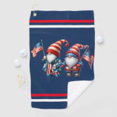 Serviette de golf Gnomes patriotiques (En situation)