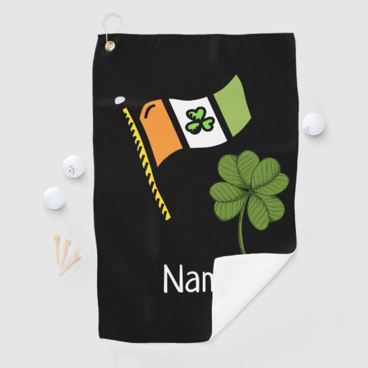 Serviette De Golf Golf St. Patrrick's Day avec shamrock du drapeau i (En situation)