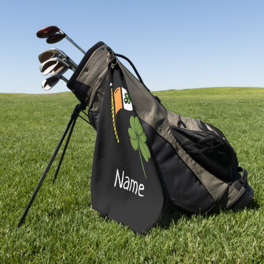 Serviette De Golf Golf St. Patrrick's Day avec shamrock du drapeau i (Vert)