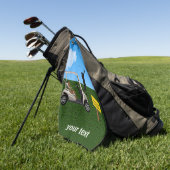 Serviette De Golf Golfeur prenant le tir près de son chariot (Vert)