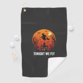 Serviette De Golf Graphisme de sorcière d'Halloween volant la nuit_1 (En situation)
