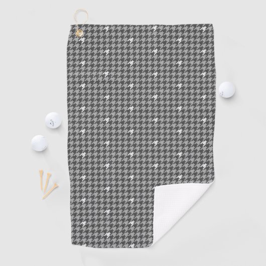 Serviette De Golf Gris avec Accent Argent Houndstooth Golf Towne (En situation)