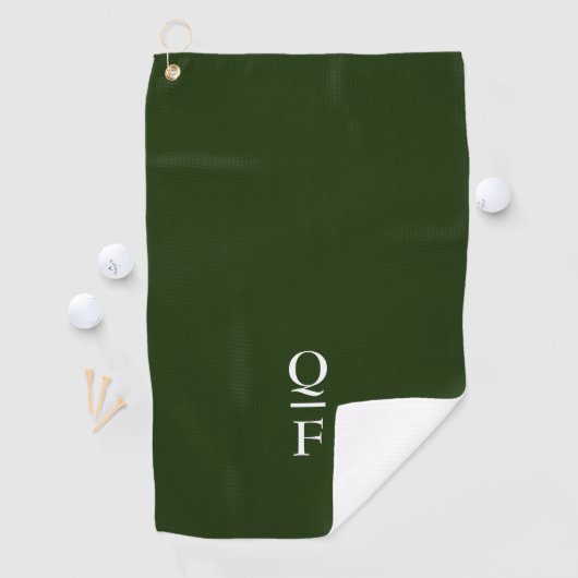 Serviette De Golf Initiales modernes de Monogramme blanc et vert (En situation)