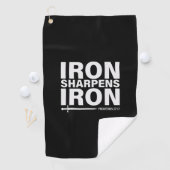 Serviette De Golf Iron Sharpens Iron Noir (En situation)