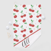 Serviette De Golf Joli Moderne Cerises Rouges Élégant Monogramme (En situation)