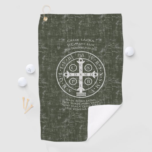 Serviette De Golf Médaille Saint Benoît avec prière latine (En situation)