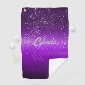 Serviette De Golf Métal brossé violet moderne avec Monogramme argent (En situation)