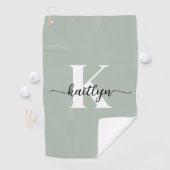 Serviette De Golf Monogramme de script vert Sage (En situation)
